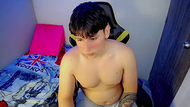 Snapshot of d_moneyy_ chatting on 03/03/26, 03:35 d moneyy online show from 03/03/26, 03:35