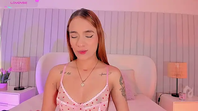 amaia foxx online show from 03/13/26, 01:05