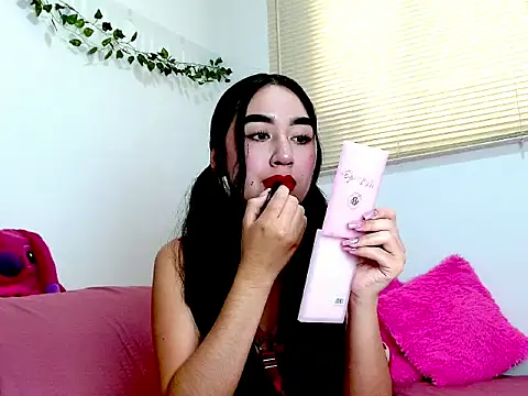 SiennaLorens online show from 02/14/26, 04:07