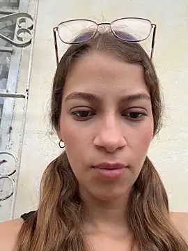 Vanneskk online show from 12/02/25, 01:13