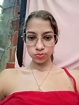 Snapshot of Vanneskk chatting on 02/24/26, 07:15 Vanneskk online show from 02/24/26, 07:15