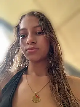 Vanneskk online show from 04/15/26, 08:53