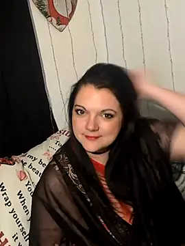 Snapshot of Hot_ScotchXX chatting on 12/04/25, 10:14 Hot ScotchXX online show from 12/04/25, 10:14