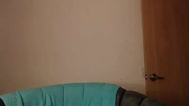 -Ivonny- online show from 11/28/25, 10:10