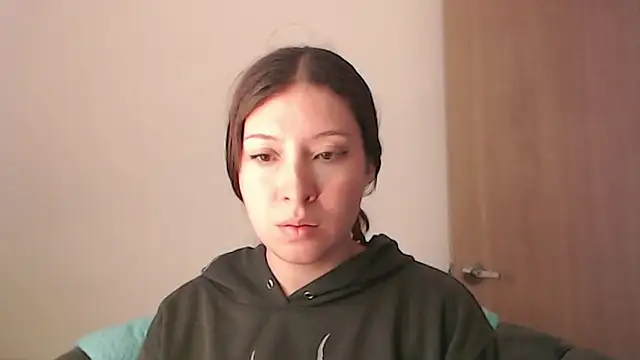 -Ivonny- online show from 11/26/25, 08:31