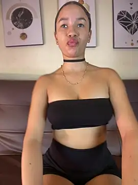 ZoeyFierce online show from 02/16/26, 01:10