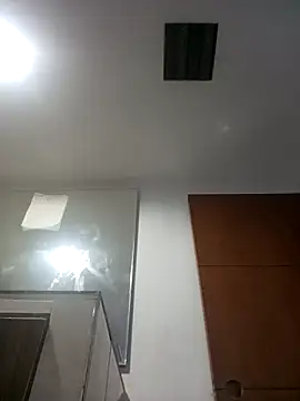 Snapshot of SAKURA_HOT2 chatting on 12/19/25, 06:16 SAKURA HOT2 online show from 12/19/25, 06:16