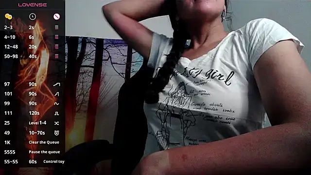 Snapshot of Whisperingfire chatting on 07/10/26, 02:50 Whisperingfire online show from 07/10/26, 02:50