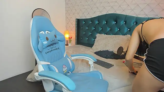 Valery jame online show from 03/07/26, 08:14