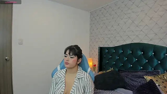 Snapshot of Valery_jame chatting on 05/09/26, 08:01 Valery jame online show from 05/09/26, 08:01