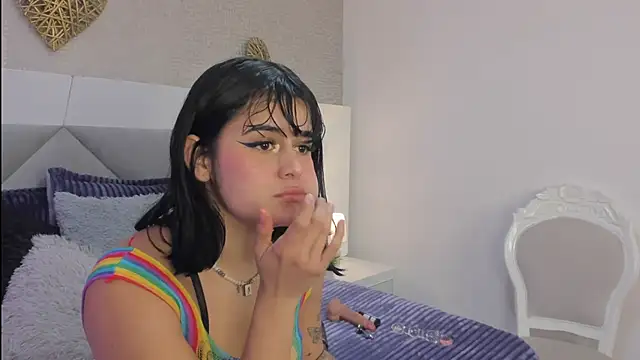 Valery jame online show from 04/15/26, 07:29