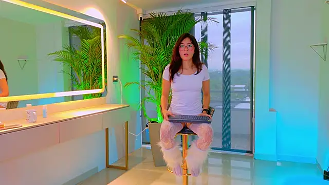 Mia Cullen online show from 01/14/26, 11:58