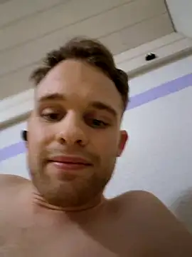 Patrick862001 online show from 11/27/25, 07:58