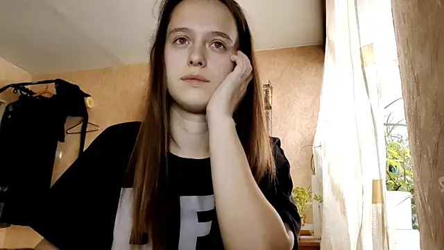 SophieHazely online show from 12/01/25, 01:17