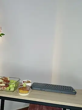 coraline vera online show from 11/27/25, 07:36