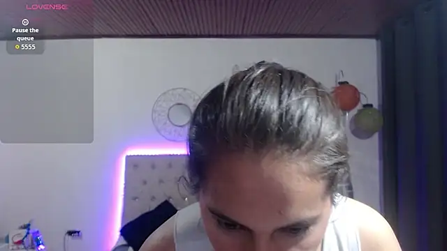 sharon and sharit online show from 11/30/25, 03:07