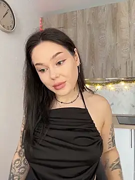 EvaNoirrr online show from 12/01/25, 03:07