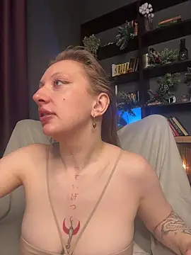 Helga vibe online show from 12/14/25, 05:57