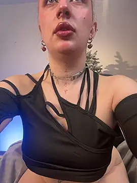 Helga vibe online show from 12/15/25, 06:08