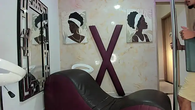 COUPLES BOYS online show from 05/28/26, 07:20