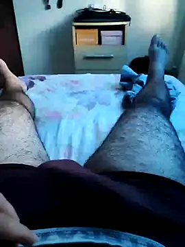 Snapshot of Silvakkfitk chatting on 12/15/25, 03:18 Silvakkfitk online show from 12/15/25, 03:18