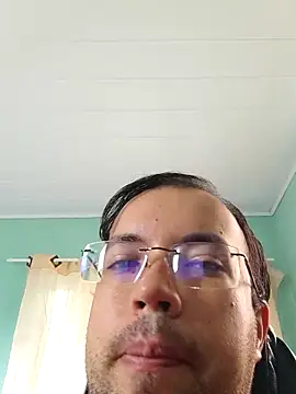 Snapshot of Silvakkfitk chatting on 03/21/26, 10:52 Silvakkfitk online show from 03/21/26, 10:52