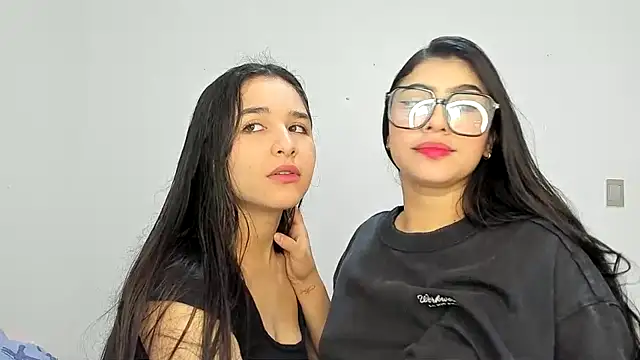 ROUS SWEET  online show from 12/15/25, 03:51