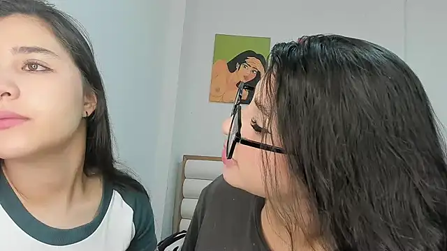 ROUS SWEET  online show from 04/25/26, 06:49