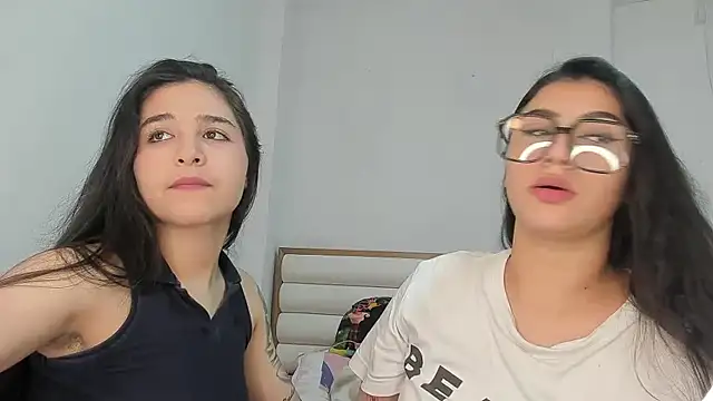 ROUS SWEET  online show from 04/24/26, 03:19