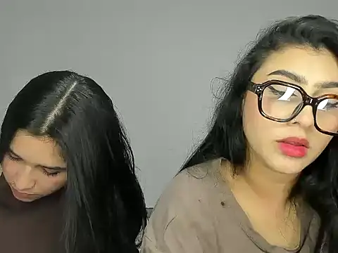 ROUS SWEET  online show from 11/30/25, 03:51