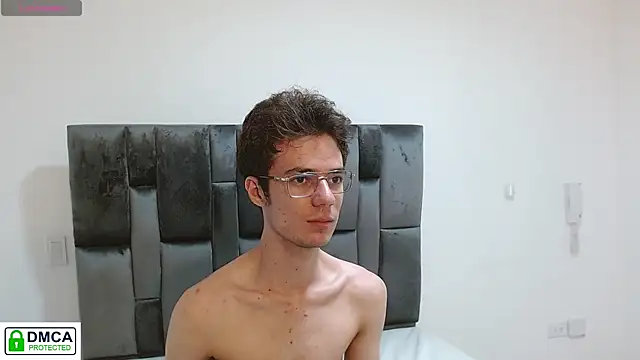 SaccharineSin online show from 11/29/25, 04:56