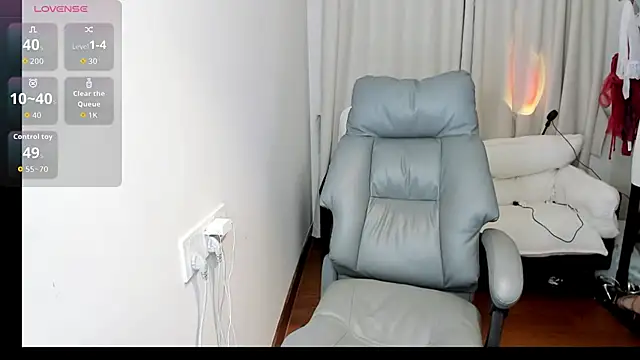 linlinjiang33 online show from 04/16/26, 02:56