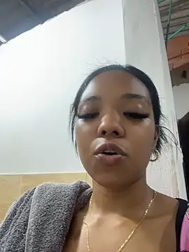 caro ebony online show from 04/30/26, 02:29