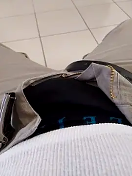 cristian112090 online show from 11/20/25, 05:57