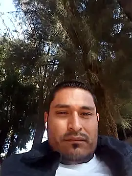 cristian112090 online show from 12/20/25, 05:38