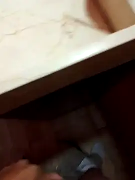 cristian112090 online show from 12/02/25, 09:16