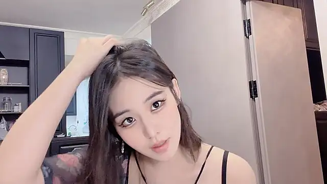 Celestisse- online show from 03/19/26, 01:33