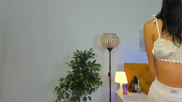 Snapshot of Vonen_Ray chatting on 02/13/26, 09:31 Vonen Ray online show from 02/13/26, 09:31