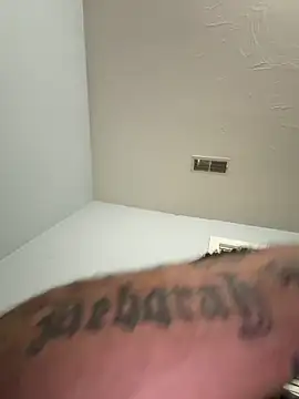 Chrisd3195 online show from 02/22/26, 05:54