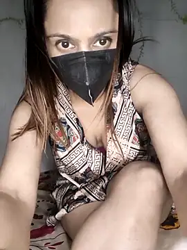 HONEY BEBS online show from 02/26/26, 04:51