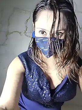 HONEY BEBS online show from 01/06/26, 03:49