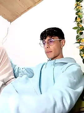 2 milo verus 4 online show from 01/16/26, 05:00