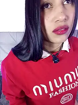 Taylor  Swiftt online show from 04/03/26, 01:56