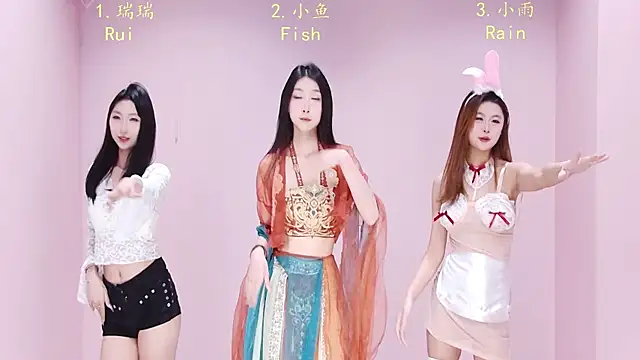 Miss-Girl online show from 01/06/26, 02:32