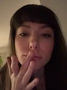 Snapshot of Sugarbellax chatting on 02/05/26, 05:09 Sugarbellax online show from 02/05/26, 05:09