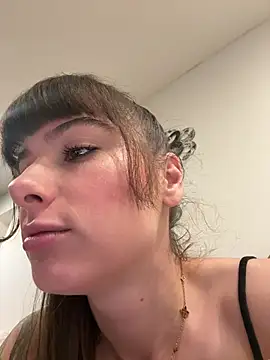 Snapshot of Sugarbellax chatting on 02/12/26, 05:23 Sugarbellax online show from 02/12/26, 05:23