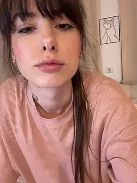 Snapshot of Sugarbellax chatting on 02/02/26, 05:56 Sugarbellax online show from 02/02/26, 05:56