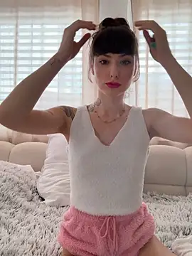 Snapshot of Sugarbellax chatting on 02/15/26, 03:00 Sugarbellax online show from 02/15/26, 03:00