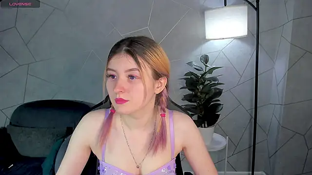 Diana Davis online show from 11/30/25, 01:17