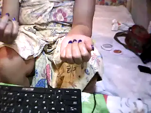 QueenGanda Palangga online show from 02/17/26, 12:08